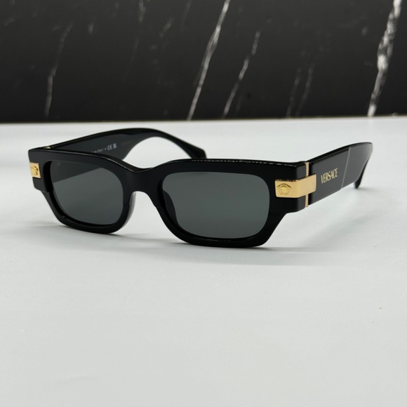 NEW VE4465 GB1/87 VERSACE SQUARE MOD 4465 GB1/87 UNISEX SUNGLASSES VE4465 GB187 - Picture 3 of 11